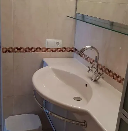 Cerca Del Mar * Benidorm